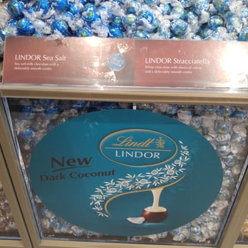 Lindt Chocolate Shop - Chocolatiers & Shops Near Me - North York, Ontario Lindt Chocolate Shop - Chocolatiers & Shops Near Me - North York, Ontario