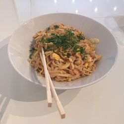 Fit Wok - Good wok and nice restaurant. Good service. Hyvä ruoka ja komea sisustus. Hyvä palvelu vaikka pitäisi tietää enemmän ruuista