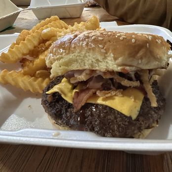DA Fork In The Road - Western Smash Burger with no Lettuce or Tomato. - Food Trucks Near Me - Modesto, California DA Fork In The Road - Western Smash Burger with no Lettuce or Tomato. - Food Trucks Near Me - Modesto, California