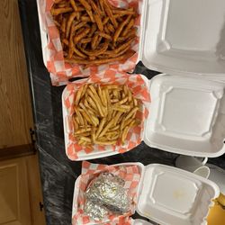 Frankfort Avenue Beer Depot Smokehouse