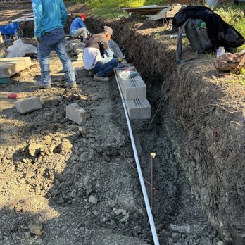 FG Pavers and Turf - retaining wall installation - Landscaping Near Me
