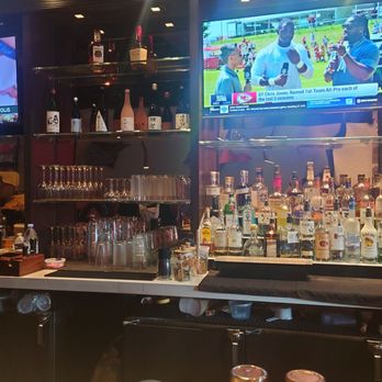 Rakugaki - Bar view, Rakugaki Wildwood Shopping Center - Japanese Near Me - Bethesda, Maryland