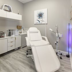 Lynova Wellness Weight Loss & Aesthetics Med Spa