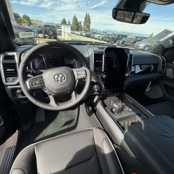 Prestige Auto Mart - Car Brokers Near Me - Glendale, California