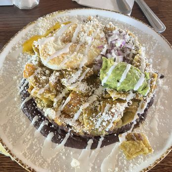 Madres Brunch - Breakfast & Brunch Near Me - Bellflower, California