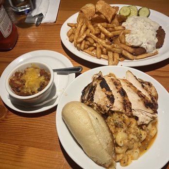 Ickabod's - Sports Bars Near Me - Beaverton, Oregon