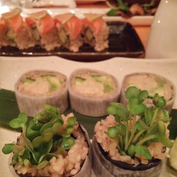 Sushi Ran - Live crab roll - Sushi Bars Near Me - Sausalito, California Sushi Ran - Live crab roll - Sushi Bars Near Me - Sausalito, California