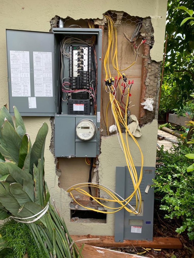 Slide of Santiago's Remodeling & Handyman Services