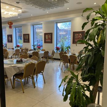 Hon Kee BBQ & Seafood - the dining room - Barbeque Near Me - Chicago, Illinois Hon Kee BBQ & Seafood - the dining room - Barbeque Near Me - Chicago, Illinois