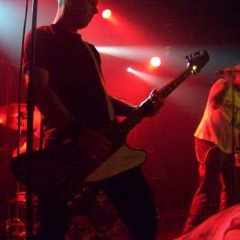 Le Ferrailleur - UK SUBS le 25-04-2010 - Bars Near Me - Nantes, 44 Le Ferrailleur - UK SUBS le 25-04-2010 - Bars Near Me - Nantes, 44