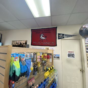 Lovelock Food Mart - Local High School Flag...I think - Gas Stations Near Me - Lovelock, Nevada Lovelock Food Mart - Local High School Flag...I think - Gas Stations Near Me - Lovelock, Nevada