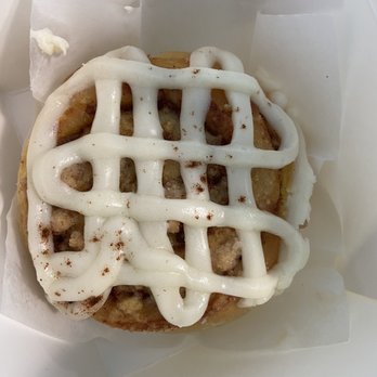 Mama Hawk’s Kitchen & Coffee - Pumpkin spice cinnamon bun - Sandwiches Near Me - Lahaska, Pennsylvania Mama Hawk’s Kitchen & Coffee - Pumpkin spice cinnamon bun - Sandwiches Near Me - Lahaska, Pennsylvania