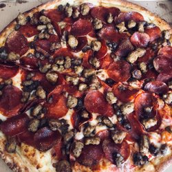 Eureka Pizza - Large double pepperoni & sausage