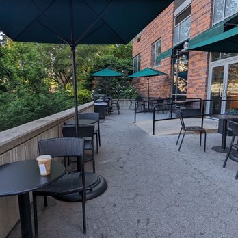 Starbucks - Outdoor seating - Coffee & Tea Near Me - New York, New York