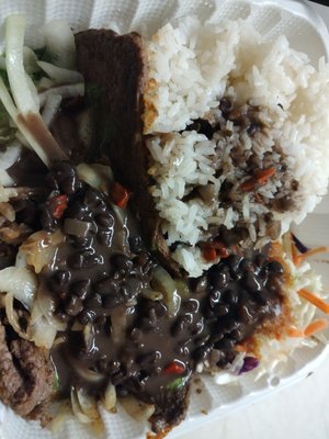 La Perla del Sur Cuban Food by null