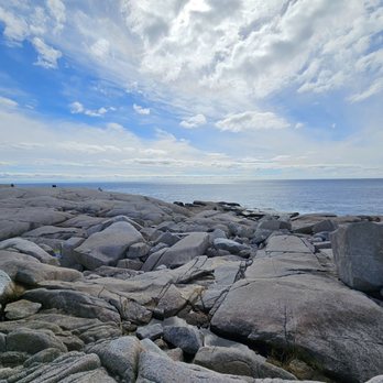 Peggy's Point Lighthouse - Landmarks & Historical Buildings Near Me - Peggy's Cove, Nova Scotia Peggy's Point Lighthouse - Landmarks & Historical Buildings Near Me - Peggy's Cove, Nova Scotia