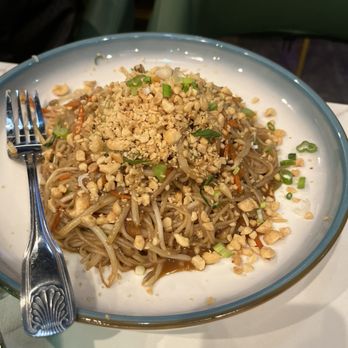 Lau Vietnamese Pho - No idea what this wet travesty of a noodle dish is - Desserts Near Me - Saint James, New York
