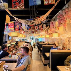 Izakaya Harumi - inside vibe