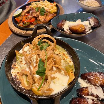 Maya Grill - Chicken Enchiladas Suizas, Fajitas - New American Near Me - Lake Buena Vista, Florida