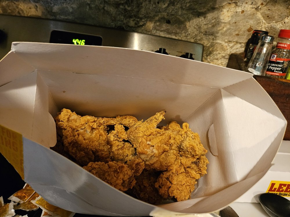 Lee's Famous Recipe Chicken gift card