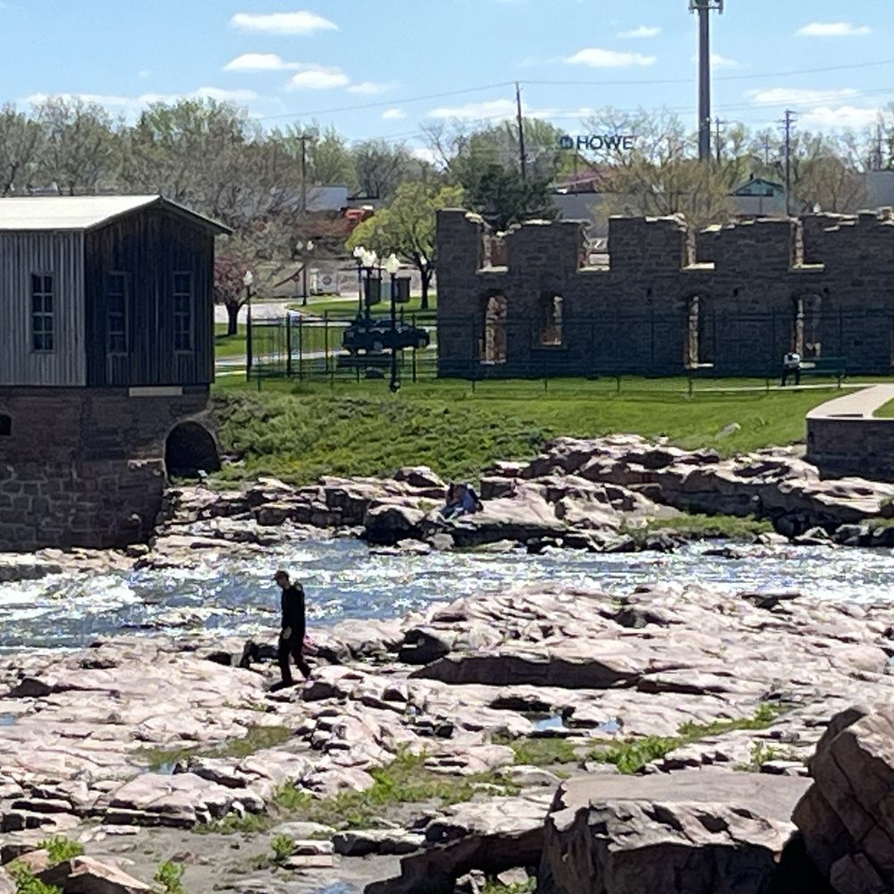 Falls Park - Falls park - Parks Near Me - Sioux Falls, South Dakota Falls Park - Falls park - Parks Near Me - Sioux Falls, South Dakota