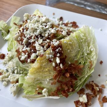 Big Hammock Brewery - Wedge salad - Breweries Near Me - Ocala, Florida Big Hammock Brewery - Wedge salad - Breweries Near Me - Ocala, Florida