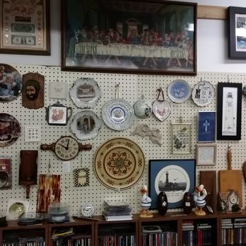His Supper Table - Thrift Stores Near Me - Long Beach, Washington