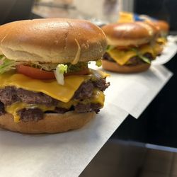 Rayo’s Pizza - Smash burgers