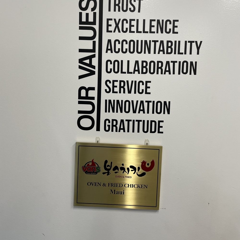 Von's Chicken - Kahului - Nice plaque - Chicken Shop Near Me - Kahului, Hawaii