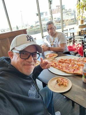 Pizza Barn by null