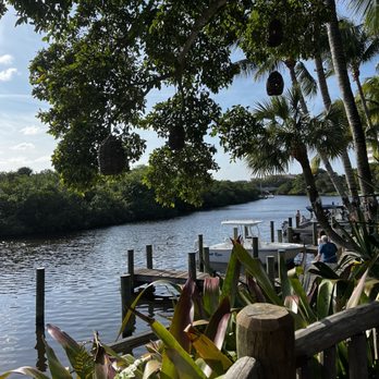 Guanabanas - Seafood Near Me - Jupiter, Florida