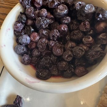 Mimi's Cafe - Rotten blueberries - Breakfast & Brunch Near Me - Murray, Utah