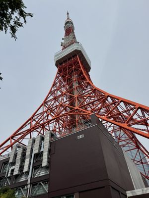 Tokyo Tower by null