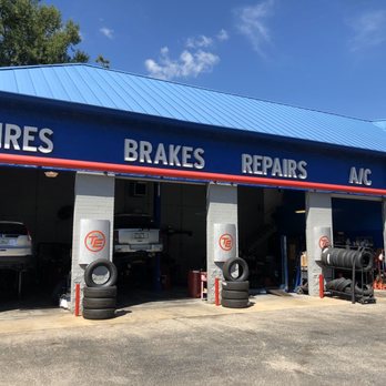 Express Oil Change & Tire Engineers - Repair work bays - Auto Repair Near Me - Valrico, Florida