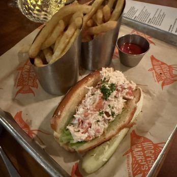 Hogfish Harry's Restaurant + Bar - Jerry's Lobster Roll - Seafood Near Me - Naples, Florida