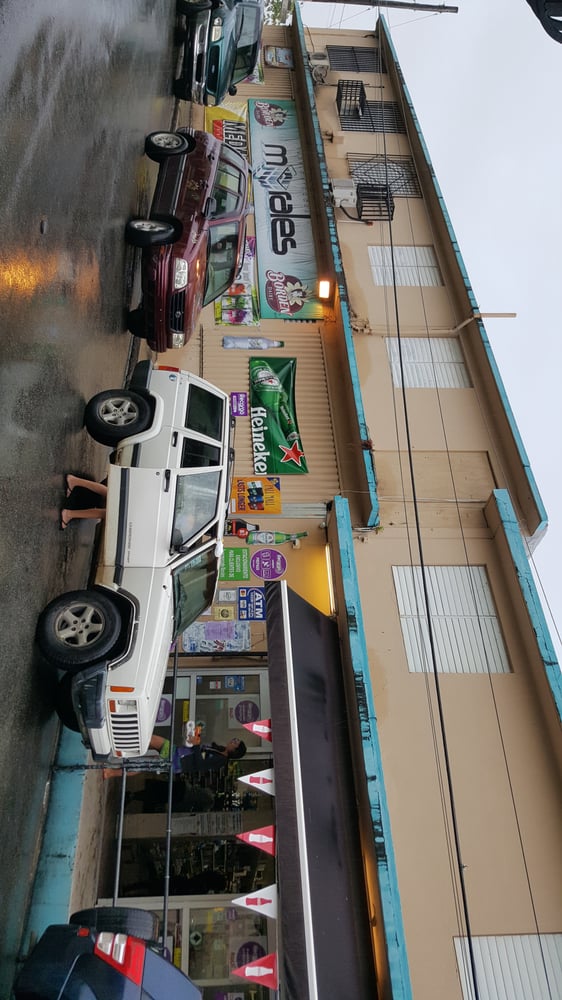 Morales Supermarket Image