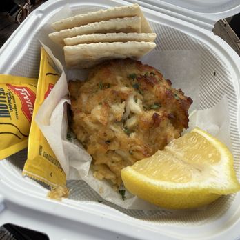 Lucy Mae’s Kitchen - Maryland crab cake w/ lemon, mustard, and saltines - Soul Food Near Me - San Diego, California Lucy Mae’s Kitchen - Maryland crab cake w/ lemon, mustard, and saltines - Soul Food Near Me - San Diego, California