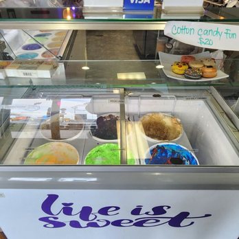 Creamberry - Desserts Near Me - Las Vegas, Nevada