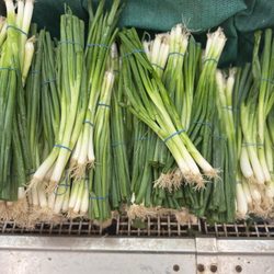 Superfresh Irvington - Scallions. Not organic.
