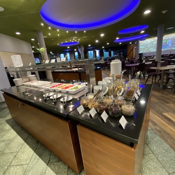 Hilton Garden Inn Stuttgart NeckarPark - Hotels Near Me - Stuttgart, BW