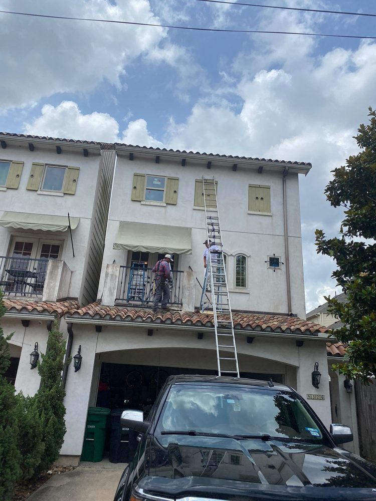 Slide of Zena Construction