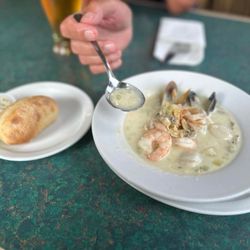Tides Restaurant - Seafood chowder. Chef's kiss!