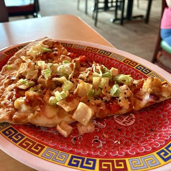 Fong's Pizza - Kickin' Korean Fried Chicken (special) - Pizza Near Me - Des Moines, Iowa