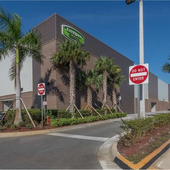 Extra Space Storage - Security Screens - Self Storage Near Me - Hollywood, Florida Extra Space Storage - Security Screens - Self Storage Near Me - Hollywood, Florida