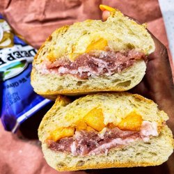 Prosciutto & butter sandwich with peaches