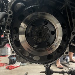 Flywheel covered in oil or grease causing a clutch slip