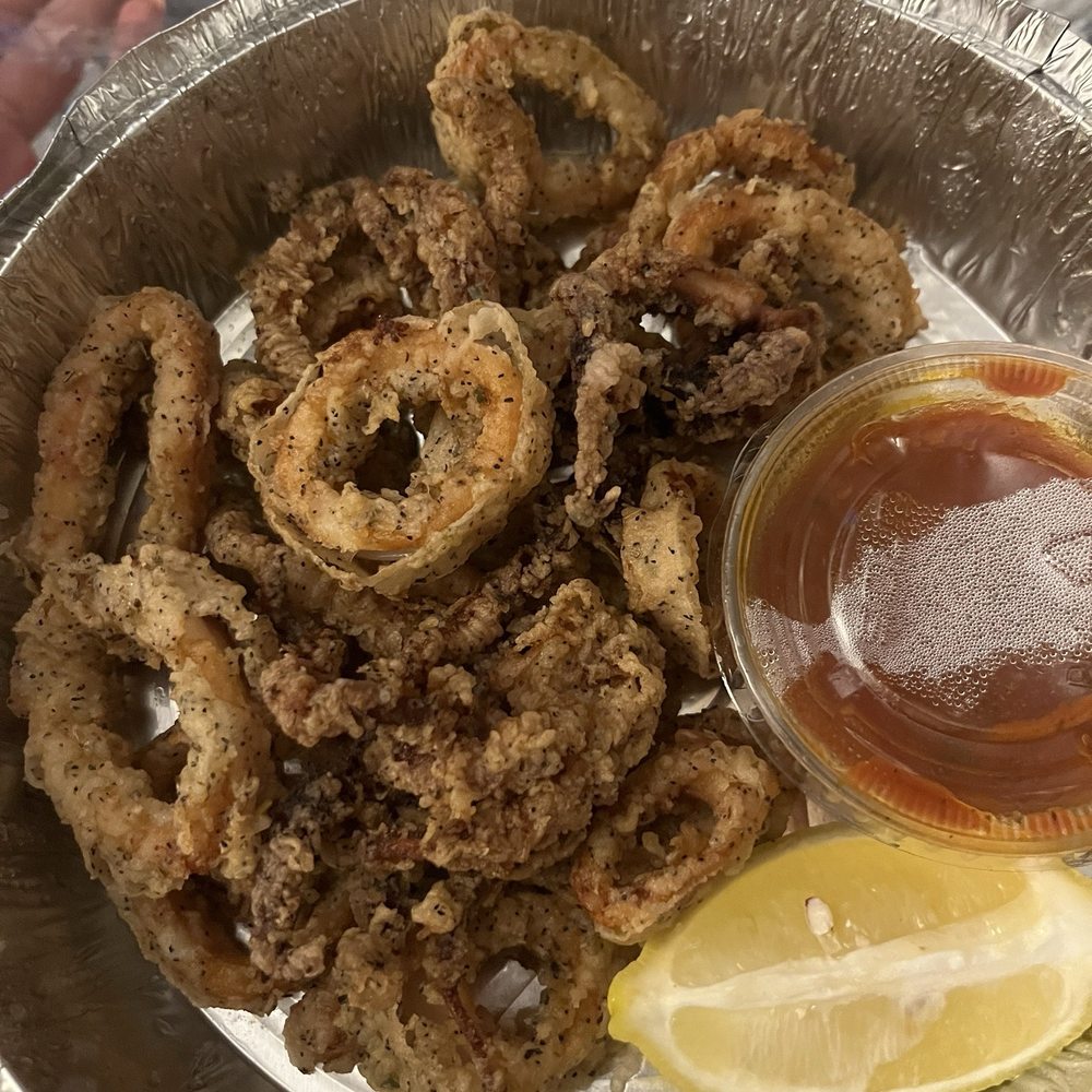 Napoli Italian Restaurant - Fried calamari - Italian Near Me - Monroe, North Carolina Napoli Italian Restaurant - Fried calamari - Italian Near Me - Monroe, North Carolina