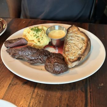 Saraghina Restaurant - Steak and eggs - Pizza Near Me - Brooklyn, New York Saraghina Restaurant - Steak and eggs - Pizza Near Me - Brooklyn, New York