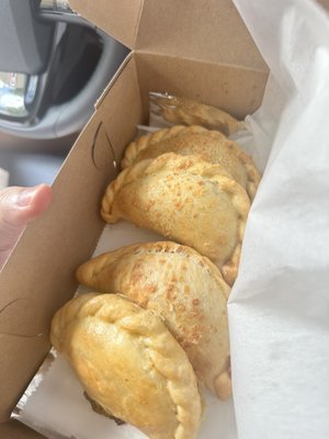Empanada Mama by null