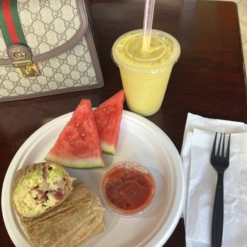 Avocado Cafe Irvine - Pineapple avocado mango smoothie and breakfast burrito with salsa - Breakfast & Brunch Near Me - Irvine, California
